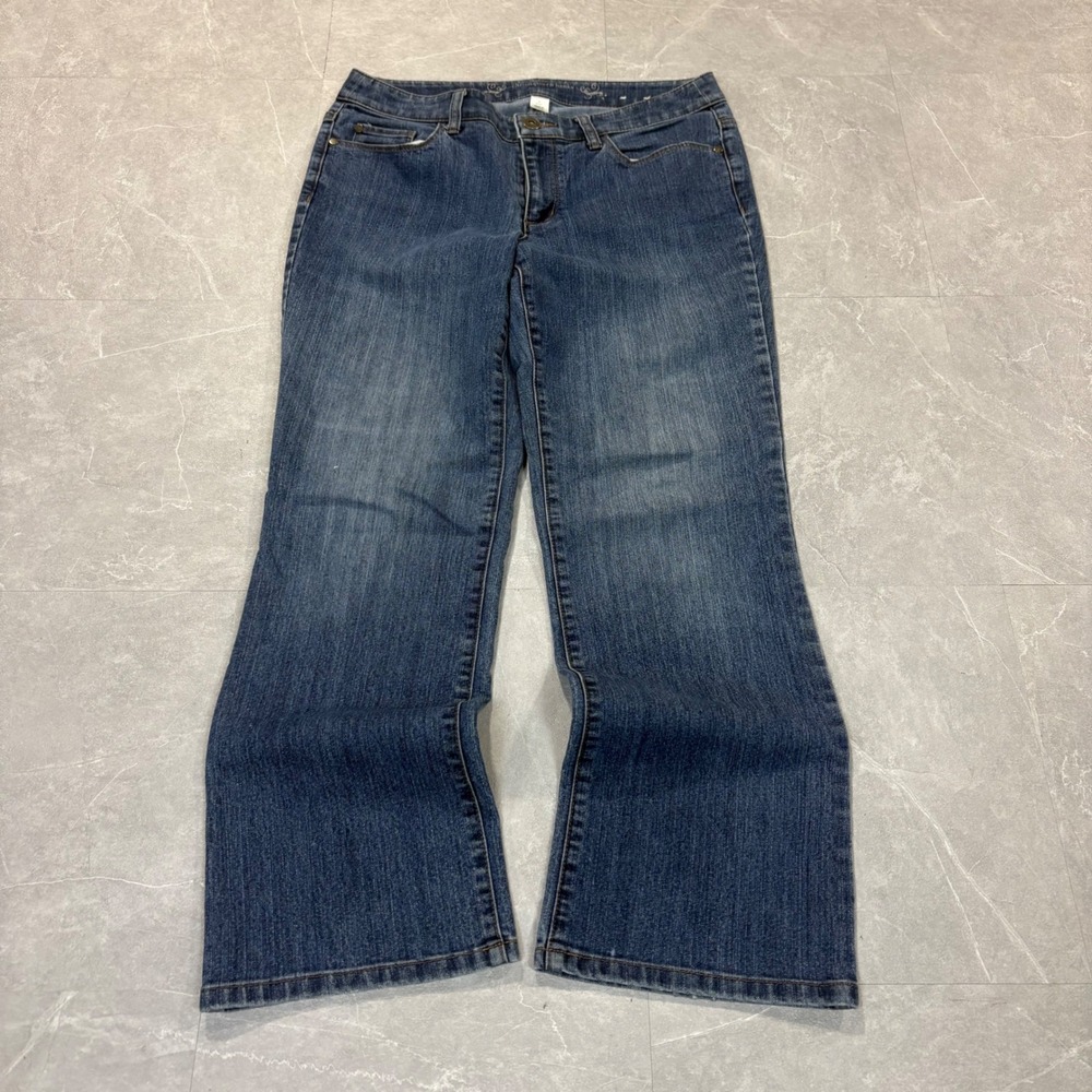 Christopher & Banks Modern Fit Bootcut Jeans Medium Wash Blue Size 6 Short